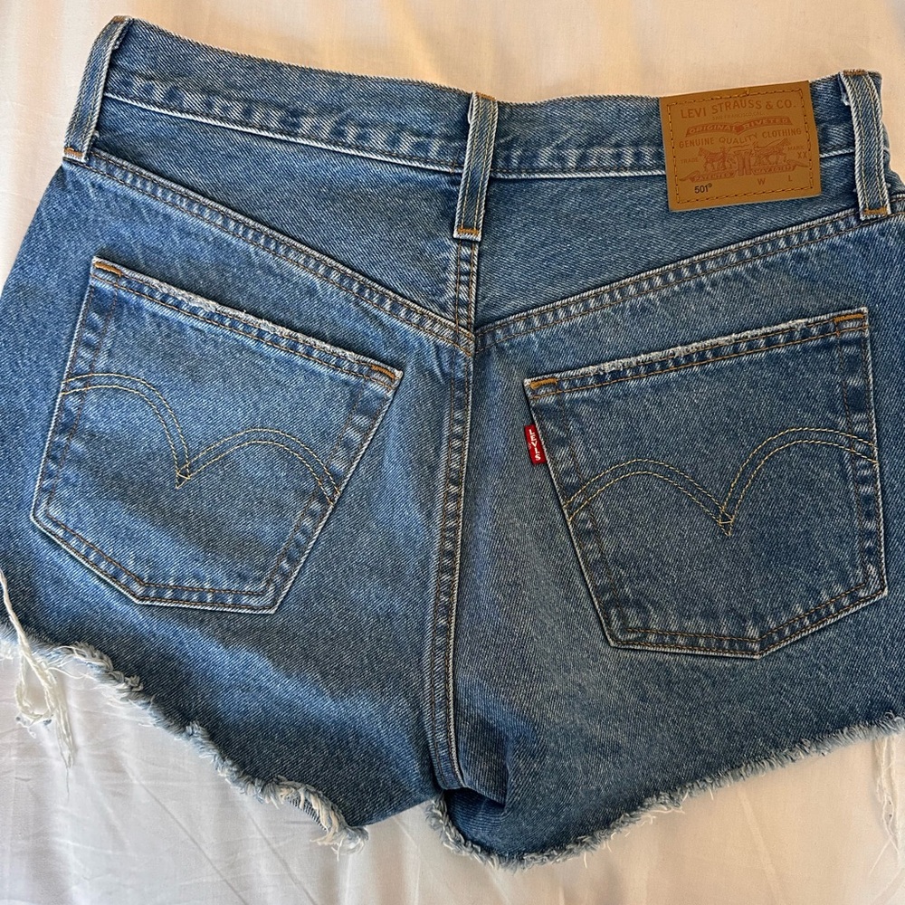 Levi’s - 501 Original Cutoff Jean Shorts